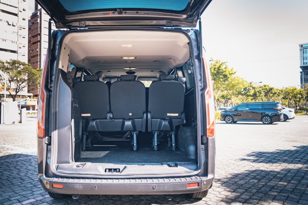 商務九人座車圖片5