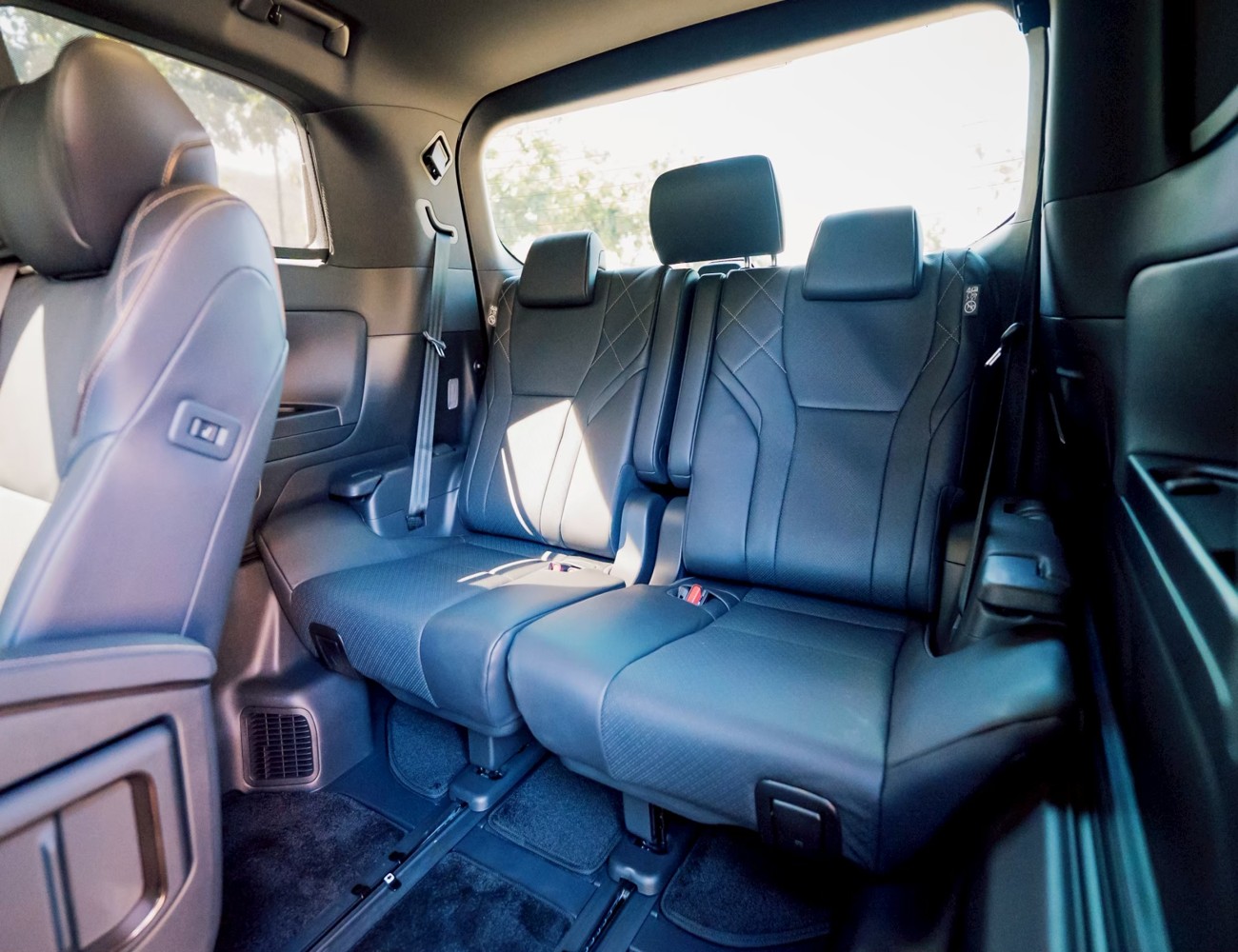 尊榮豪華七人座圖片3