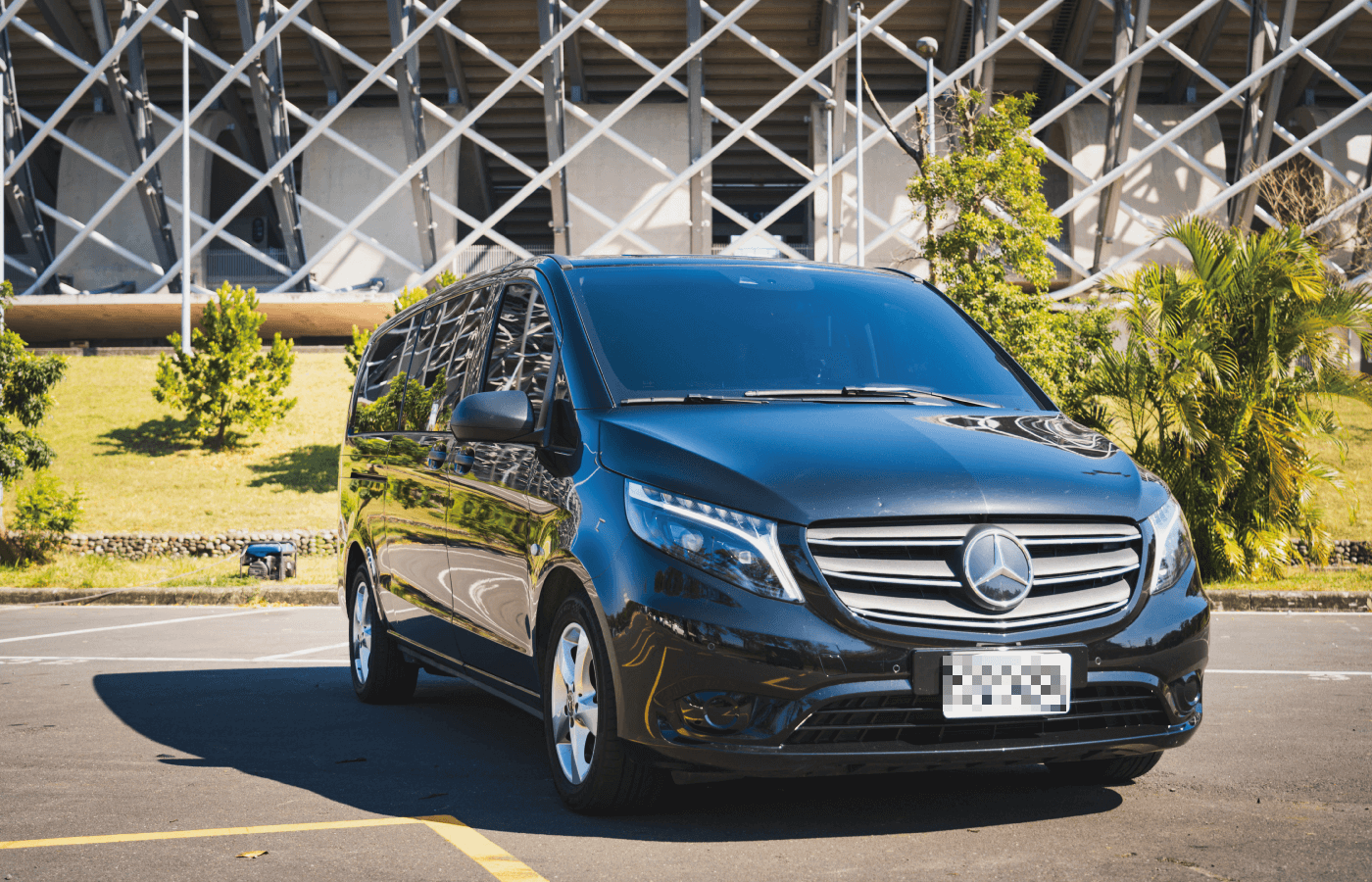 賓士VITO 九人座圖片